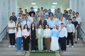 The students from Germany, Kyrgyzstan and Uzbekistan participating in the RE.Act Forum together with the organizing team.