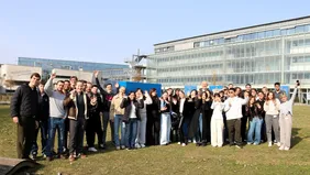 Gut gelaunt ins Sommersemester: THI-Präsident Professor Walter Schober (Mitte) hieß die internationalen Austauschstudierenden willkommen (Foto: THI).