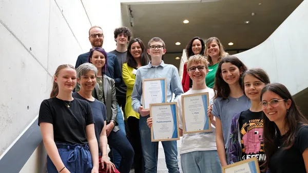 Kreative Ideen für eine lebenswerte Zukunft: Die Gewinnerin-nen und Gewinner des Jugend-Nachhaltigkeitspreises über-zeugten mit smarten Konzepten (Foto: THI).