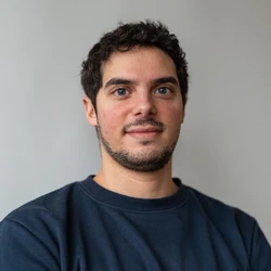 Porträtfoto des Alumnus Simo El Kasri