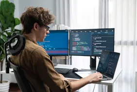 istockphoto_NanoStockk