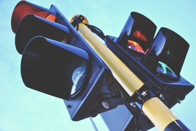 Dank Technik sicher zur Schule (Symbolfoto: Pixabay).