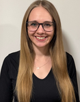 Porträtfoto der Alumna Elena Zehnder